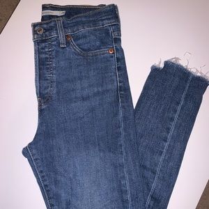 Levi’s Midwash Wedgie Skinny Jeans
